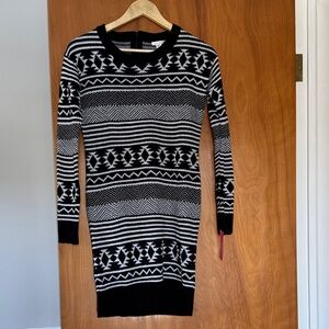 NWT Black and White Patterned Sweater Dress